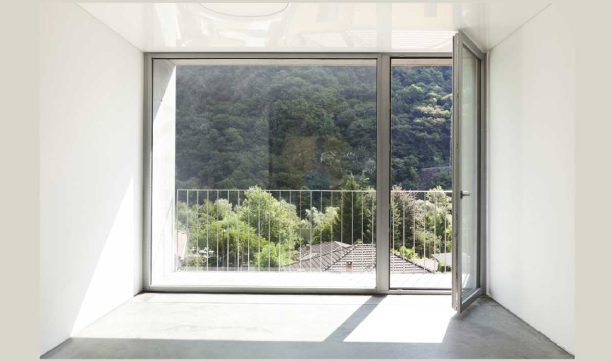 Top 5 Benefits of Choosing Aluminium Casement Doors